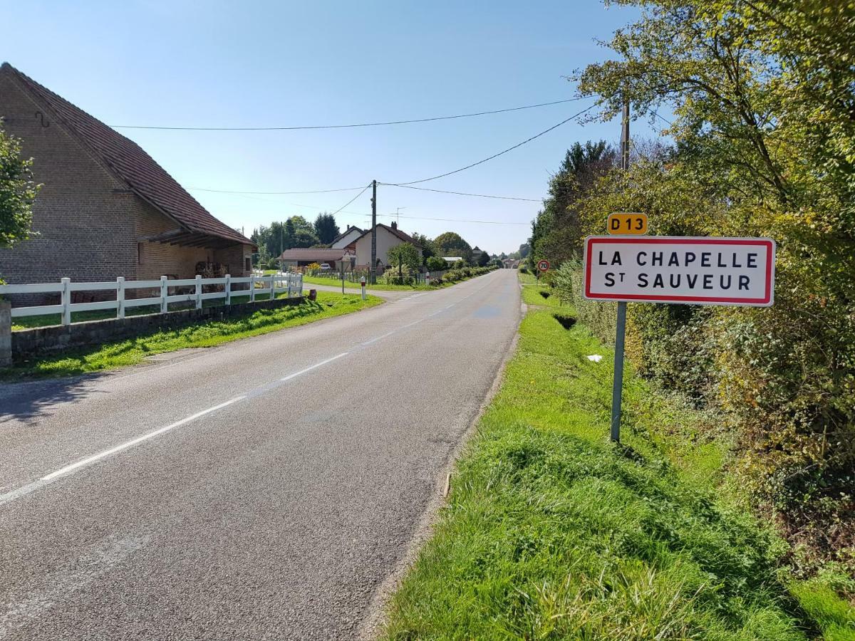 Gite Le Petit Pied-A-Terre La Chapelle-Saint-Sauveur  Dış mekan fotoğraf